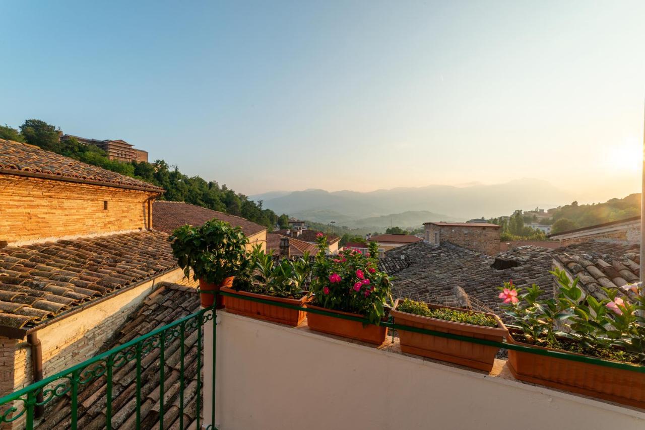Nel Vicolo Luxury B&B Penne Bagian luar foto