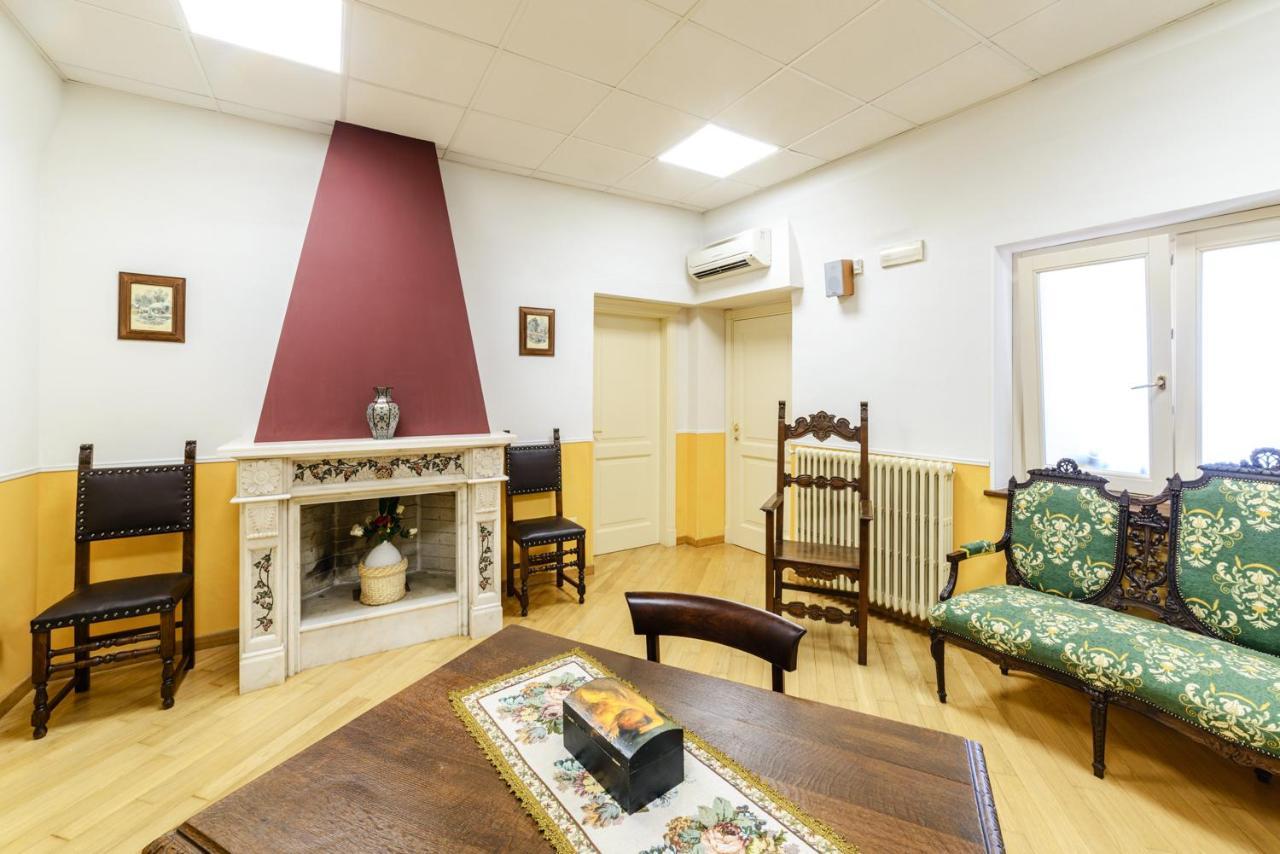Nel Vicolo Luxury B&B Penne Bagian luar foto